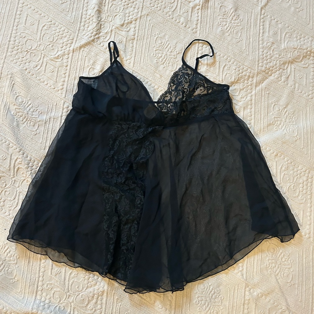 NWT deadstock gold label VS black slip